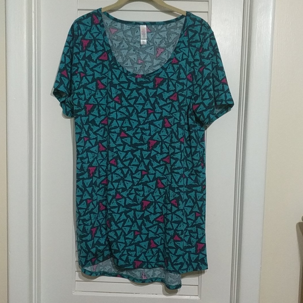 LuLaRue Top